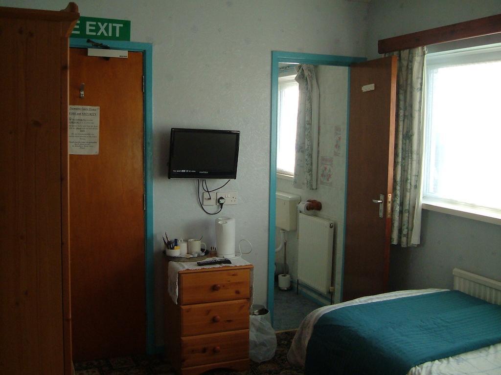 Tremains Guest House Bridgend (Wales) Quarto foto